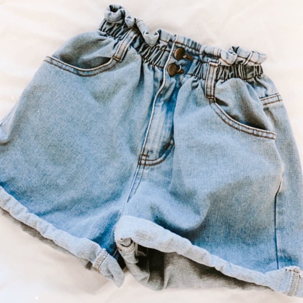 princess polly paper bag shorts in blue